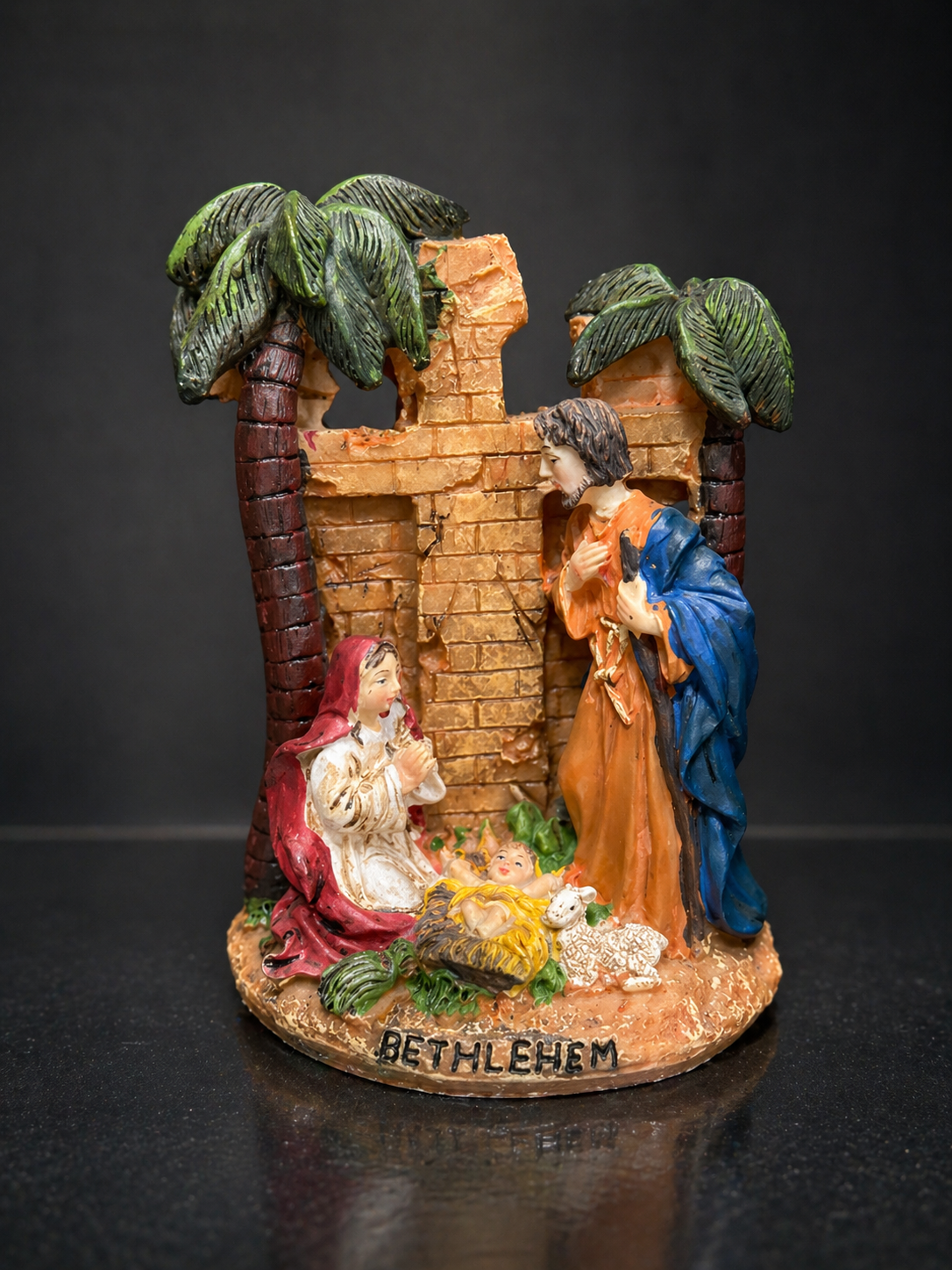 Bethlehem Nativity Scene – Holy Family Figurine