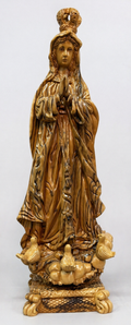 Hand-Carved Olive Wood Virgin Mary Statue – Our Lady in Prayer from the Holy Land